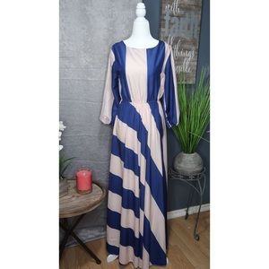 Blue & crem long maxi dress 🖌